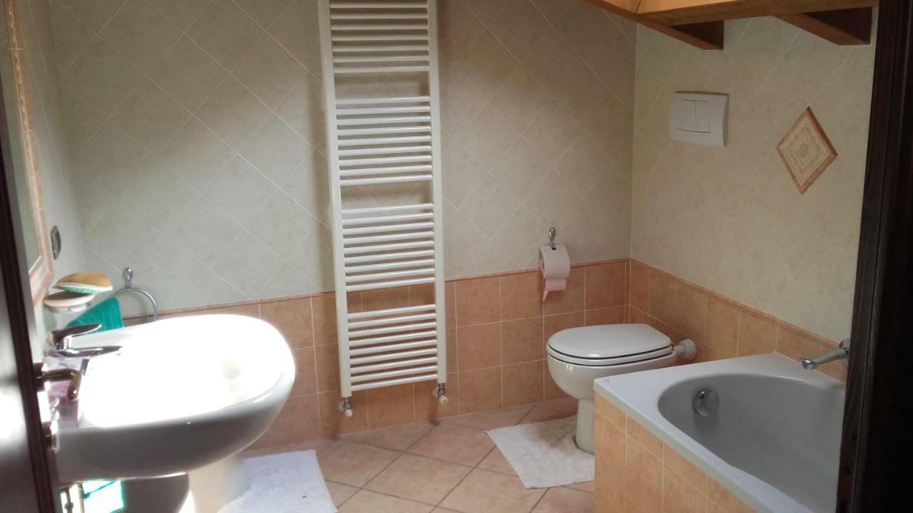 Bed and Breakfast Cascina Cologna Galbiate Экстерьер фото