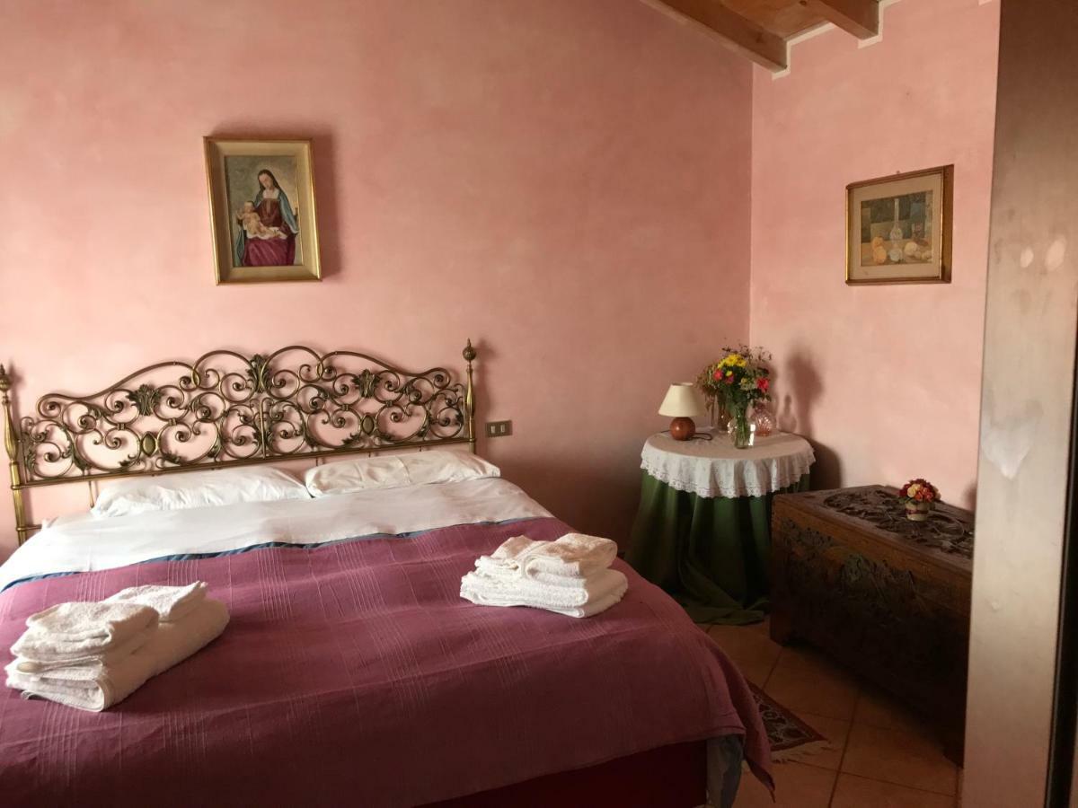 Bed and Breakfast Cascina Cologna Galbiate Экстерьер фото